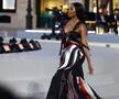 Venus și Serena Williams au participat duminică la evenimentul Vogue World 2024 din Paris. Americancele au purtat ținute inedite inedite, menite să „marcheze intersecția dintre sport și fashion” / FOTO: GettyImages