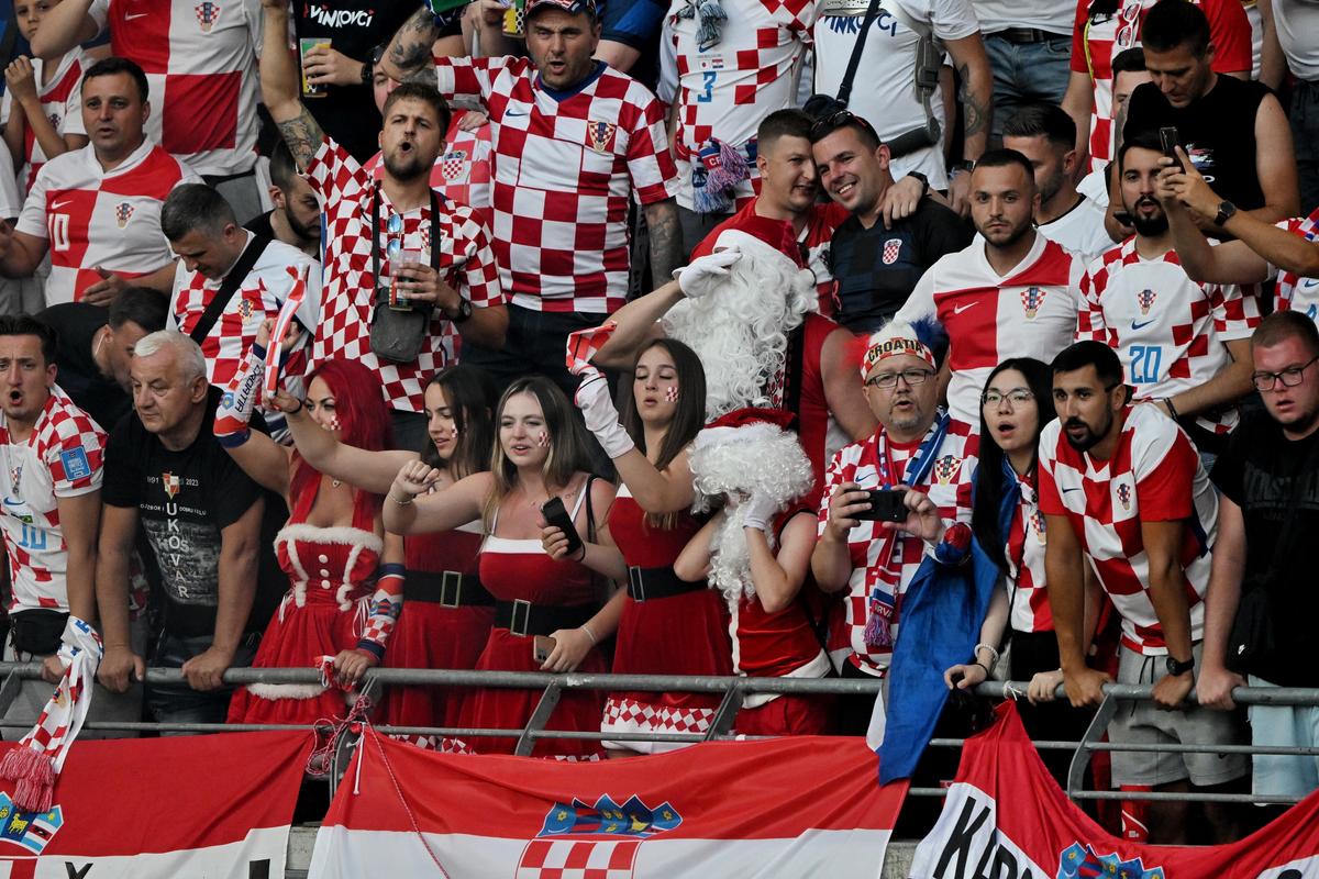 În căutarea spionului din vestiar, Luciano Spalletti a sunat un ziarist la ora 2 noaptea! Ce motiv a invocat selecționerul Italiei și cum s-a terminat polemica