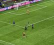 Gazonul stadionului din Frankfurt după Elveția - Germania