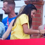 Emma Răducanu, urmărindu-l pe Carlos Alcaraz la ATP Queen's / Foto: Imago Images