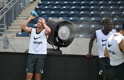 Cod roșu la Philadelphia! Jucătorii lui Chelsea s-au „topit” la 42 de grade Celsius
