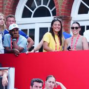 Emma Răducanu, urmărindu-l pe Carlos Alcaraz la ATP Queen's / Foto: Imago Images