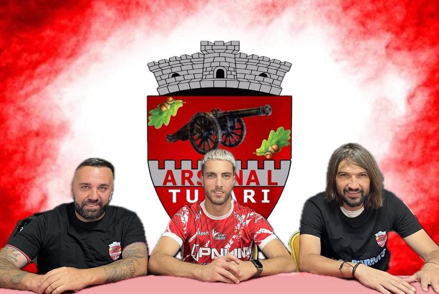 Arthur Gyorgyi, transferat la Tunari/ foto: Facebook Echipa lui Dan Alexa și-a prezentat noile achiziții pentru Liga 2
