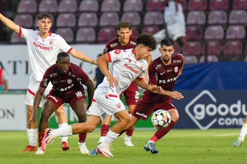 Dinamo a cedat doi jucători în Superligă