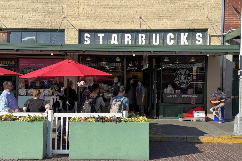 Imagine de la prima cafenea Starbucks din lume FOTO: Ionuț Iordache (GSP)