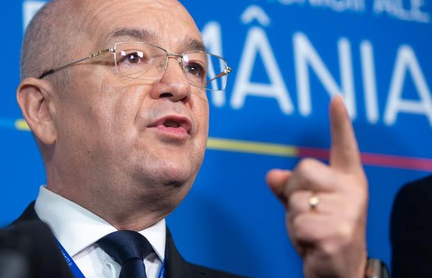 Emil Boc sfidează Federația și le dă interzis rușilor la Cluj-Napoca: „Nu sunt de acord!”