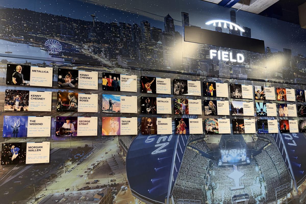 Imagini cu stadionul din Seattle