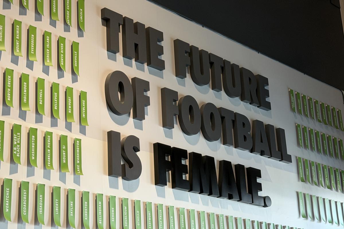 Imagini cu stadionul din Seattle