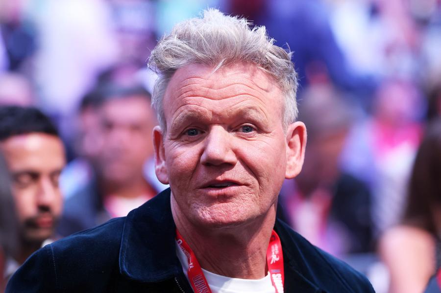 Gordon Ramsay, foto: Gettyimages Gordon Ramsay spune o poveste incredibilă de la Mondial: „Mi-au spus: gătești pentru 2.000 de oameni. Și pentru Pele” + Cum a ajuns chef cu 8 stele Michelin, fiindcă s-a rupt ca fundaș la Rangers!