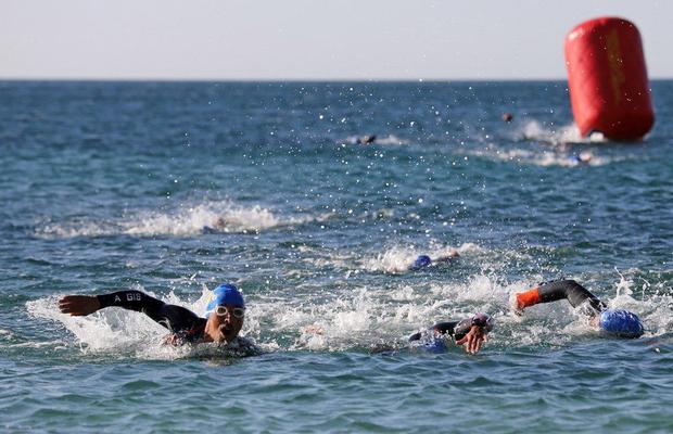 Cupa Mondială „horror”! Sportivele care au intrat în apa infestată s-au îmbolnăvit: „Am febră mare și dorm lângă toaletă”