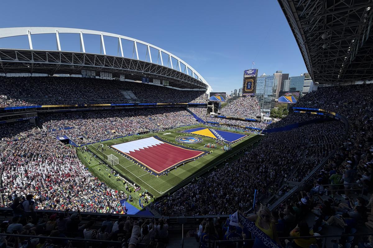 Imagini cu stadionul din Seattle