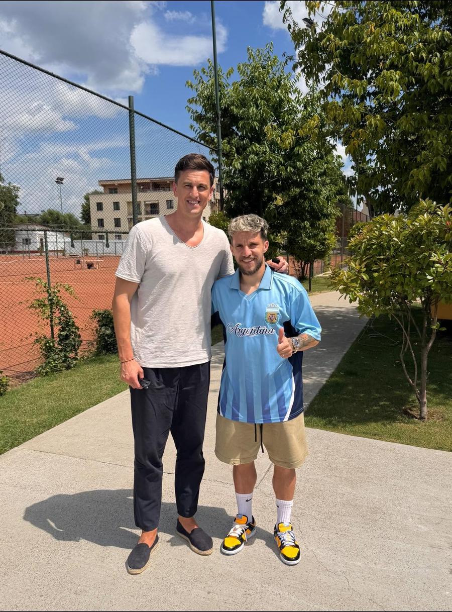 Florin Gardoș, alături de Alexandru Băluță/ foto: Facebook @Florin Gardoș Ironia managerului, după ce Alexandru Băluță a fost prezentat oficial