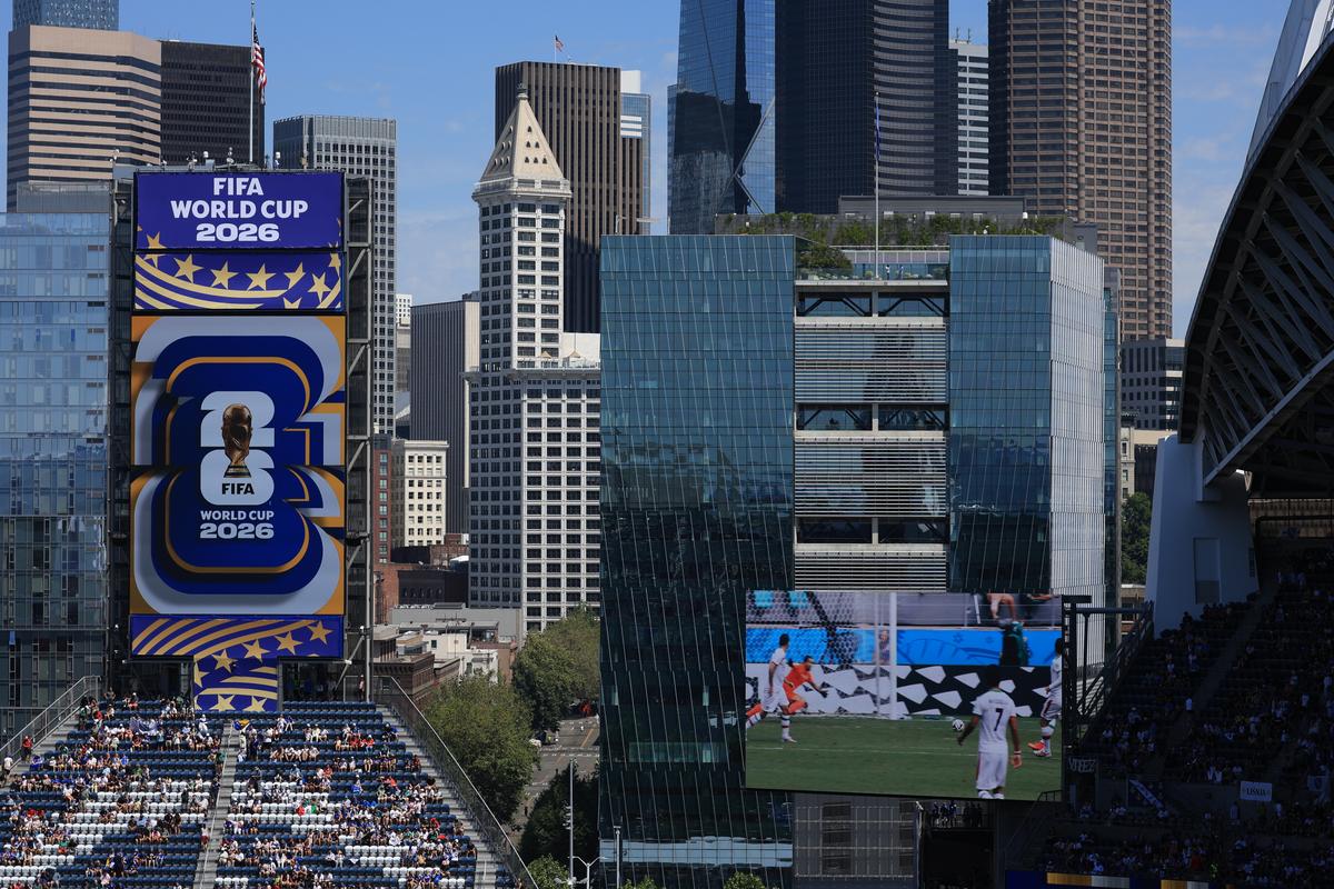 Imagini cu stadionul din Seattle
