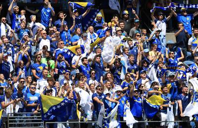 Petrecere balcanică în SUA » Fanii Bosniei au invadat impresionantul stadion din Seattle