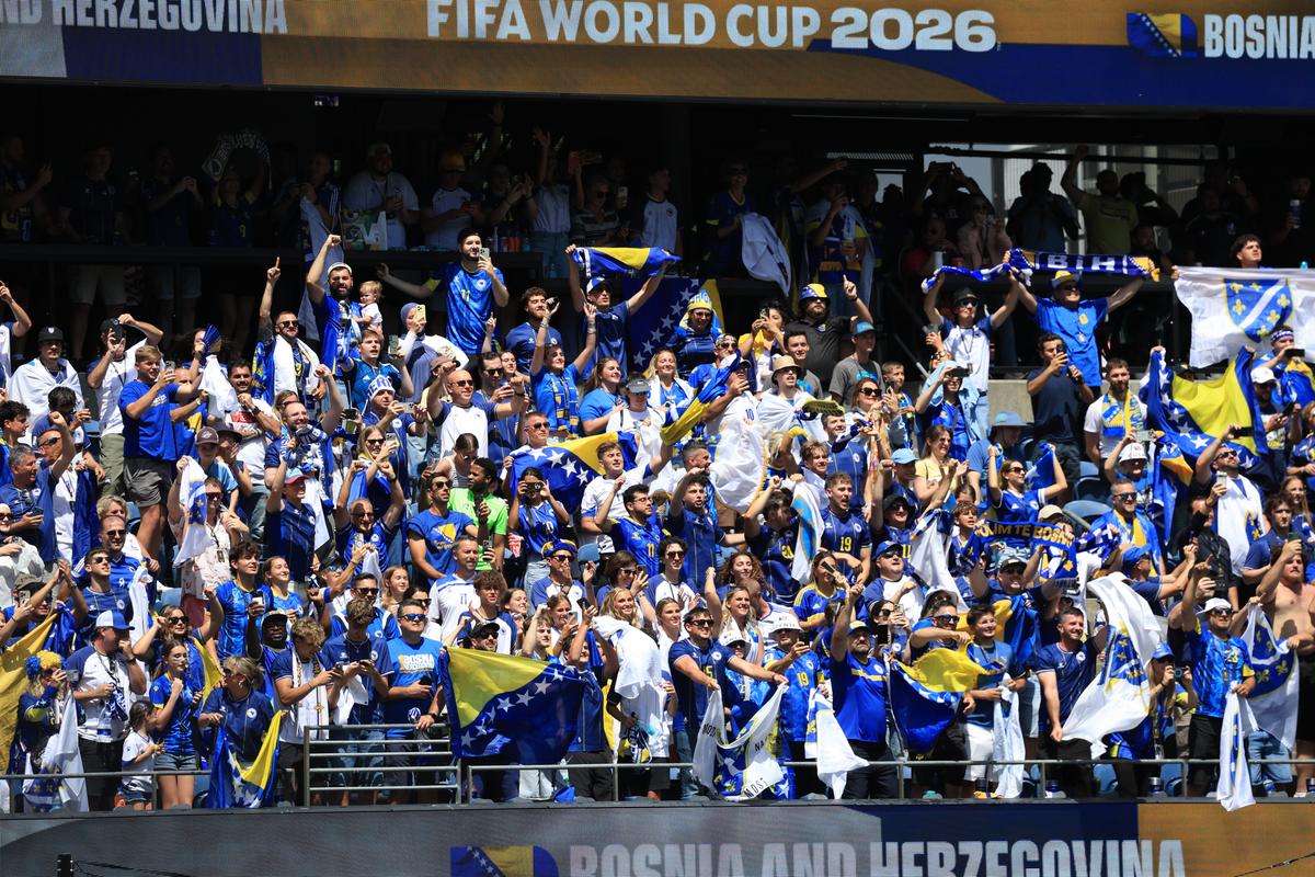 Imagini cu stadionul din Seattle