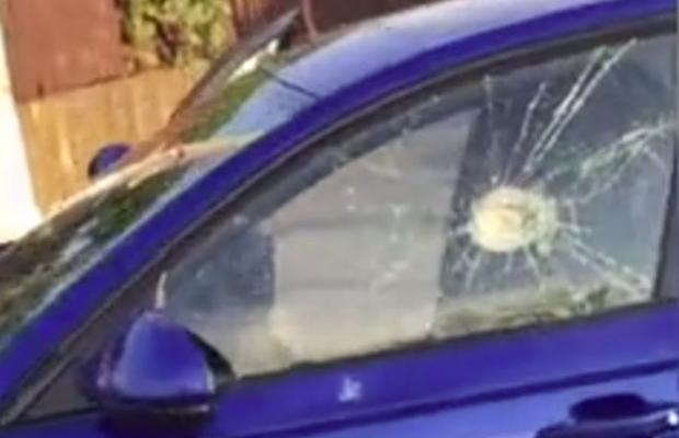 Fratele unei campioane, atacat cu pistoale și săbii de interlopi în Chiajna