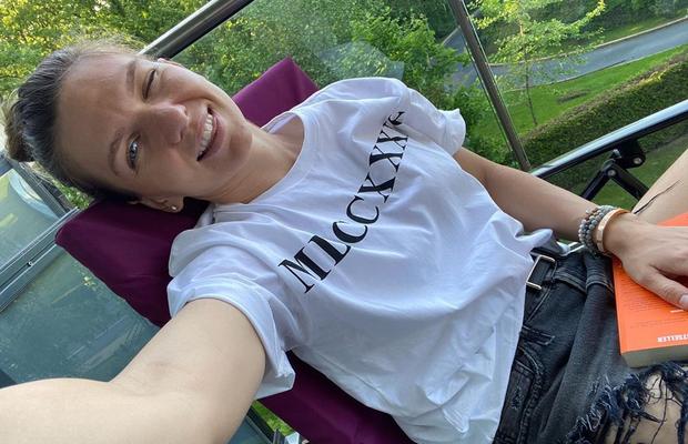 Simona Halep, cadou de 5.800$: „Atât de fericită”