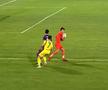 FOTO Fază rară în fotbal! Gafă uriașă făcută de portarul împrumutat de FCSB în Liga 2