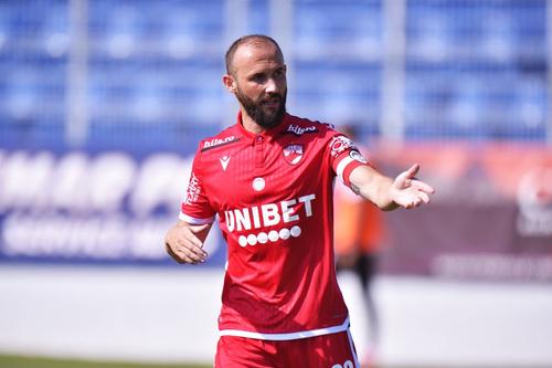Puljic a declarat la interviul precedent în Gazetă că ia în calcul să mai continue un sezon la Dinamo, acum așteaptă să vadă și ce intenții are clubul cu el și ce soarta va avea gruparea