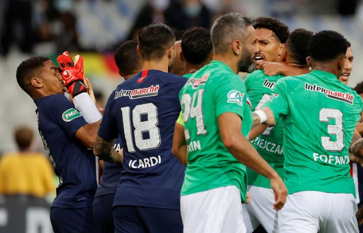 PSG - St. Etienne 1-0 » VIDEO+FOTO Neymar aduce victoria parizienilor în finala Cupei Franței! 5.000 de spectatori pe Stade de France + Mbappe, în cârje după o accidentare serioasă