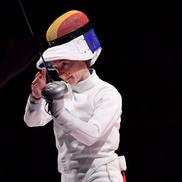 Ana Maria Popescu, în finala de la spadă, cu Sun Yiwen, la Jocurile Olimpice
(foto: Raed Krishan - Tokyo)