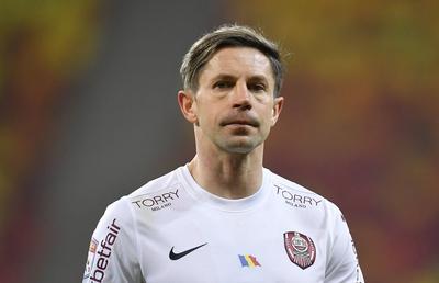 „Ce a fost în mintea lui?! A uitat că e în careu?” » Penalty incredbil făcut de Deac