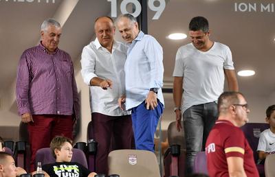 Loja vedetelor » Un nume cu greutate din NATO, prezent alături de Dan Șucu la Rapid - FCSB!