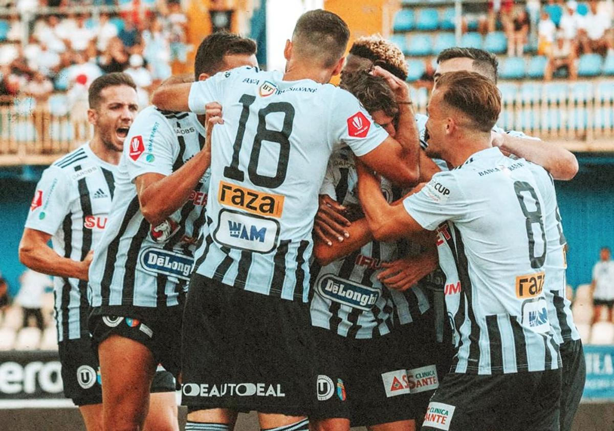 U Cluj - CSU Craiova 1-1. Abonați la X » „Șepcile Roșii” îi încurcă și pe olteni, iar Balint rămâne fără victorie la alb-albaștri