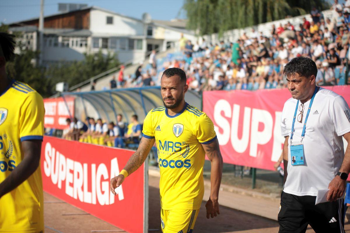Faza care i-a băgat pe toți în ceață » De ce a fost anulat golul marcat în prelungiri la Botoșani - Petrolul
