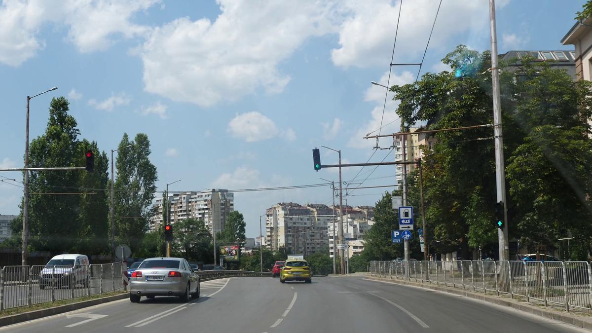 Ce îi așteaptă pe români la Sofia? Strada care a prins topul celor mai scumpe din Europa + bulgarii au modernizat ce Bucureștiul a aruncat