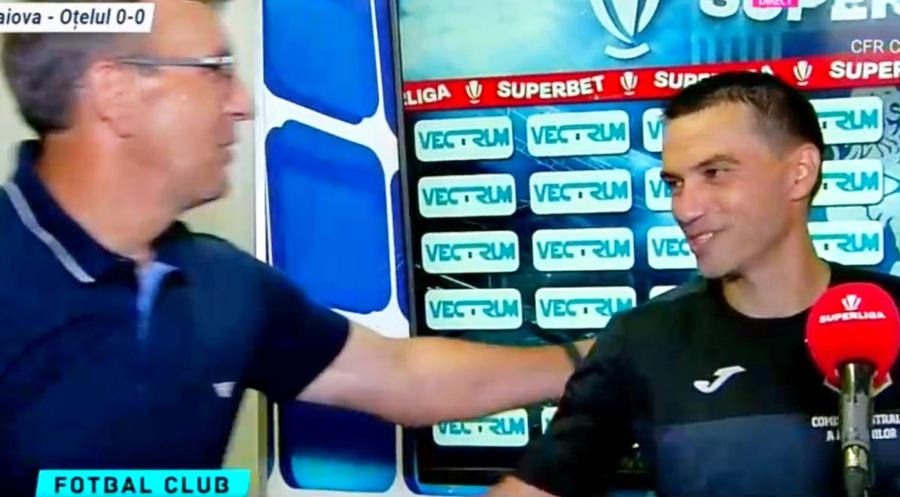 Eugen Neagoe a venit să-l îmbrățișeze pe Hațegan / Captură Digi Sport Ovidiu Hațegan, discurs emoționant la revenirea pe gazon » Mesaj cu lacrimi în ochi: „N-am pierdut nimic. Am câștigat dreptul de a avea a doua viață”