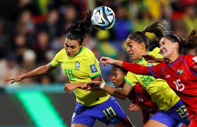 Scorul zilei la Campionatul Mondial de fotbal feminin, primul hattrick și apariția legendei Marta, la al 6-lea turneu final!