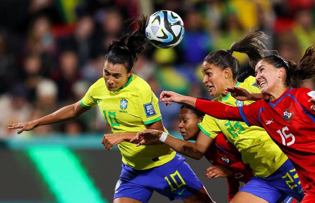 Scorul zilei la Campionatul Mondial de fotbal feminin, primul hattrick și apariția legendei Marta, la al 6-lea turneu final!