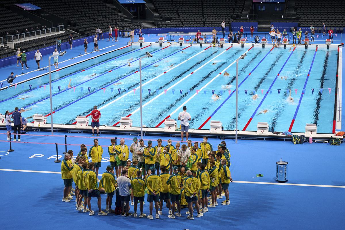 Ritualul australienilor în La Defense Arena + David Popovici își continuă antrenamentele la Paris