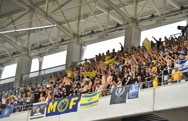 Pleacă după FCSB - Maccabi Tel Aviv » Suma de transfer: 5,5 milioane de euro + bonusuri