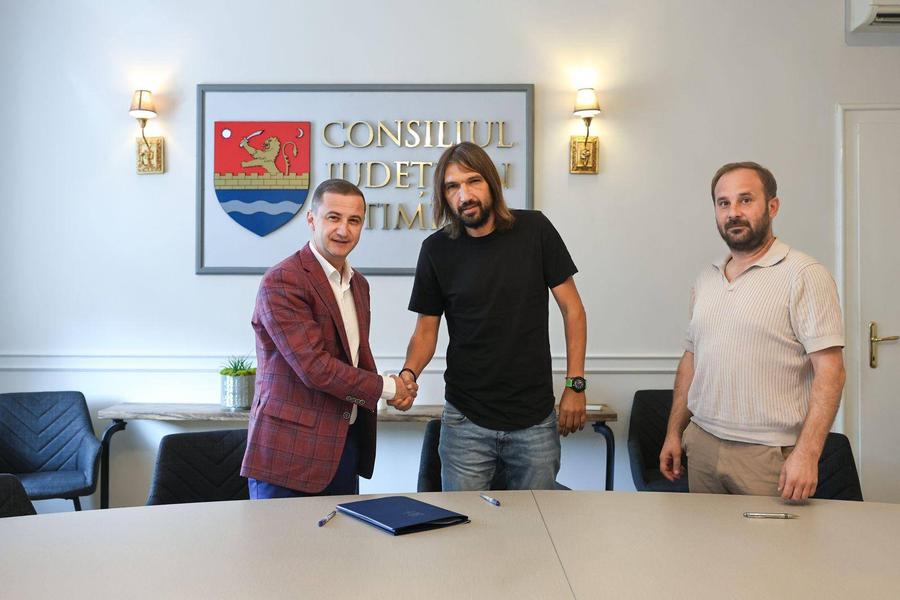Dan Alexa, prezentat oficial la noua echipă: „Fie să renască”