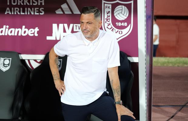 Mirel Rădoi a vrut să-l dea afară de la Craiova, dar conducerea nici nu a vrut să audă: jucătorul mai are contract până în 2028!