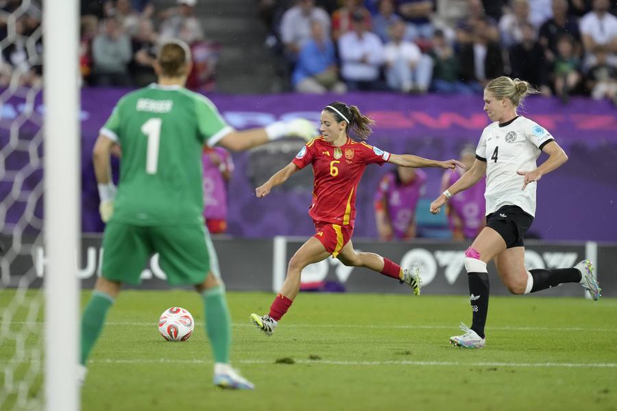 Aitana Bonmati, în meciul contra Germaniei din semifinalele Campionatului European de Fotbal Feminin 2025. Foto: Imago Images Aitana Bonmati a fost din nou decisivă pentru Spania
