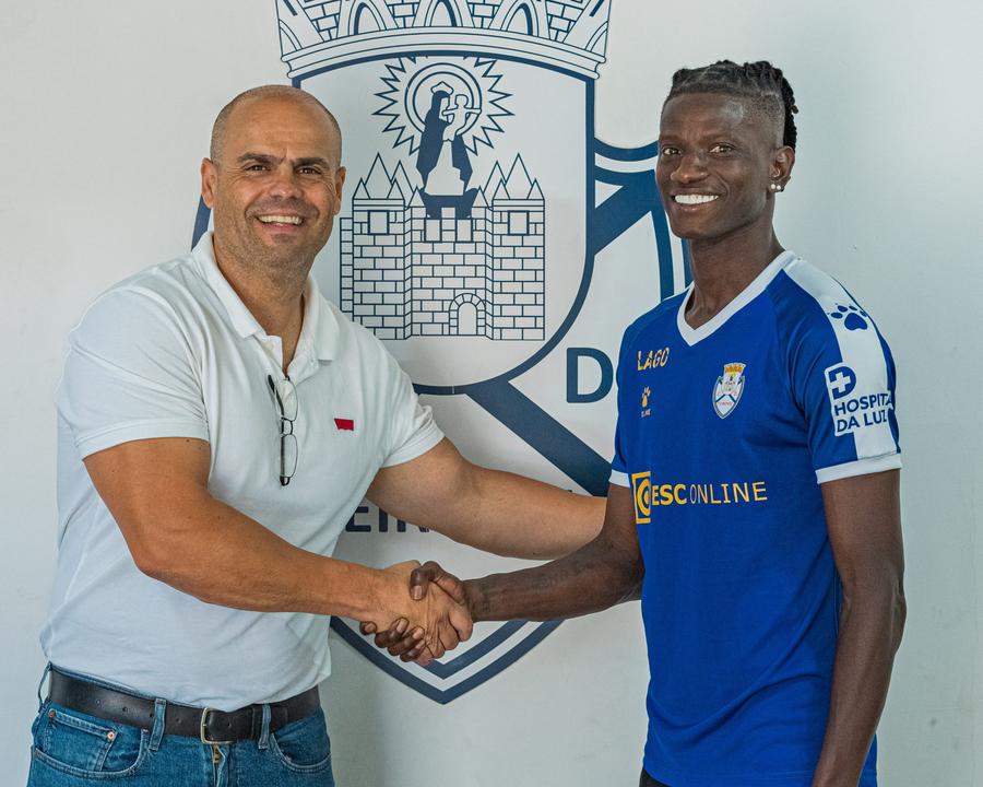 Fostul dinamovist Edgar Ie și-a găsit echipă după un an de pauză. FOTO: cdfeirensesad.pt Fostul dinamovist Edgar Ie și-a găsit echipă după un an de pauză
