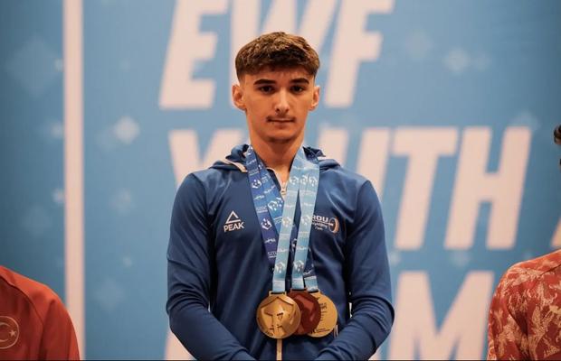 Fratele Mihaelei Cambei îi calcă pe urme: este dublu campion european la juniori II » 4 medalii în total pentru România