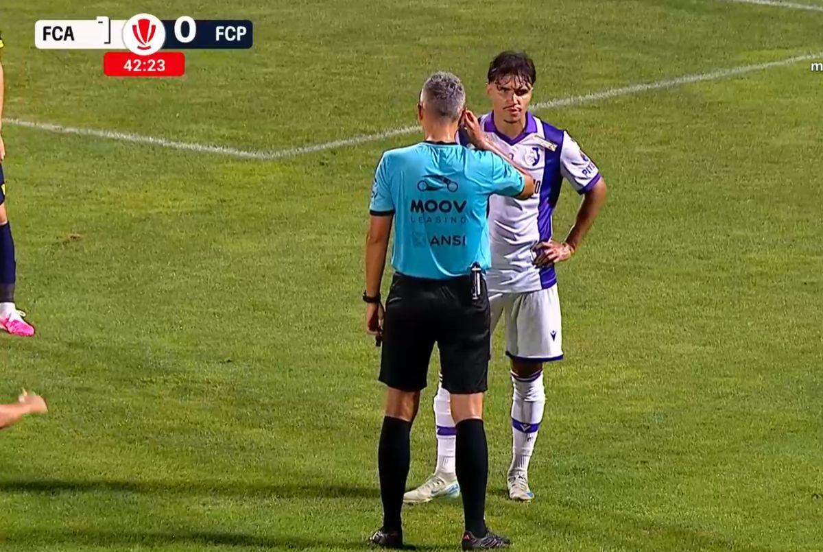 „Roșu” Ricardo Matos în FC Argeș - Petrolul
