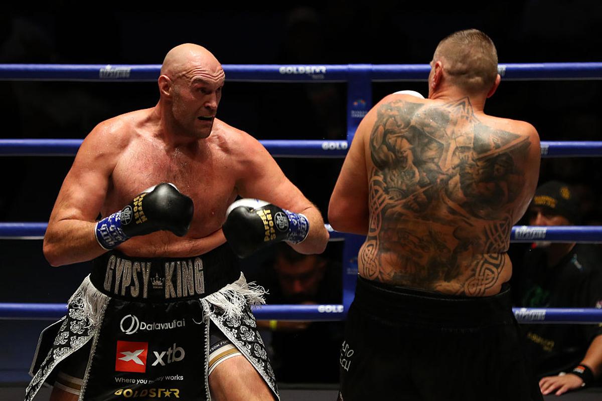 Tyson Fury a câștigat lupta controversată din Thailanda » Evenimentul nu a fost televizat, dar imaginile au fost „scăpate” pe internet