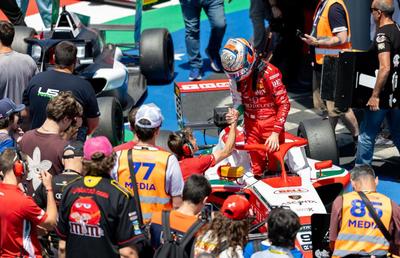 Românul care uimește Italia! David Cosma Cristofor atacă etapa de la Mugello după opt podiumuri în nouă curse