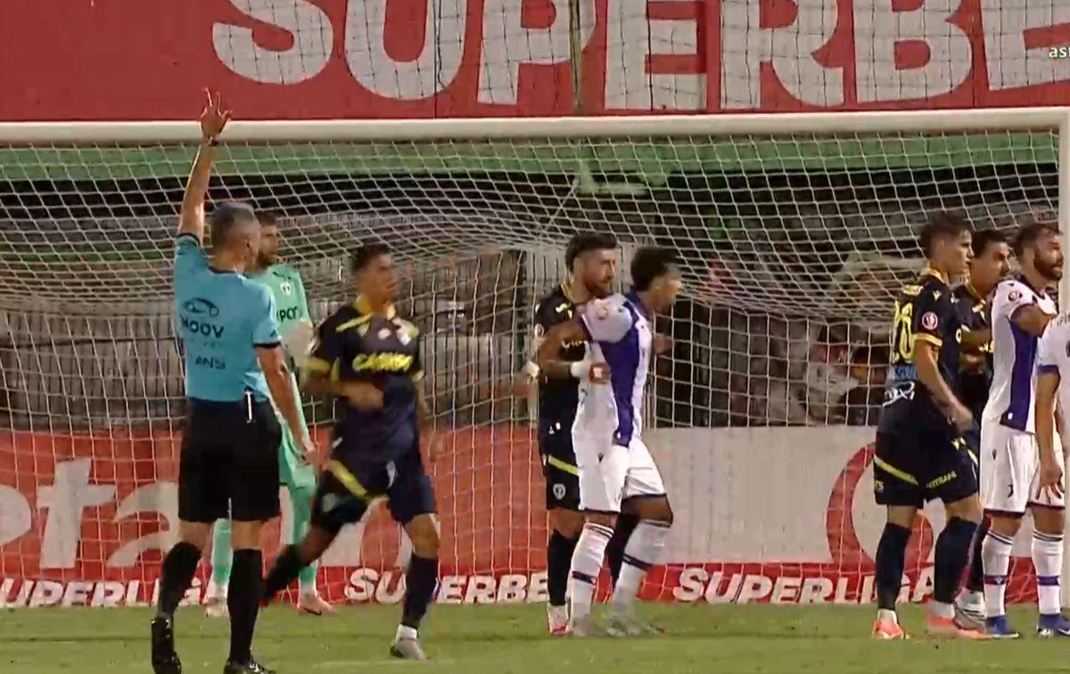 „Roșu” Ricardo Matos în FC Argeș - Petrolul