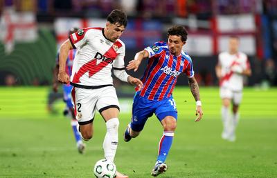 Două cluburi din Premier League pe urmele lui Andrei Rațiu: cât vrea Rayo