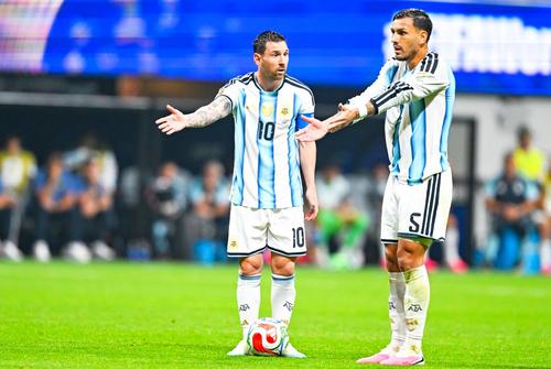 Paredes și Messi / FOTO: Imago