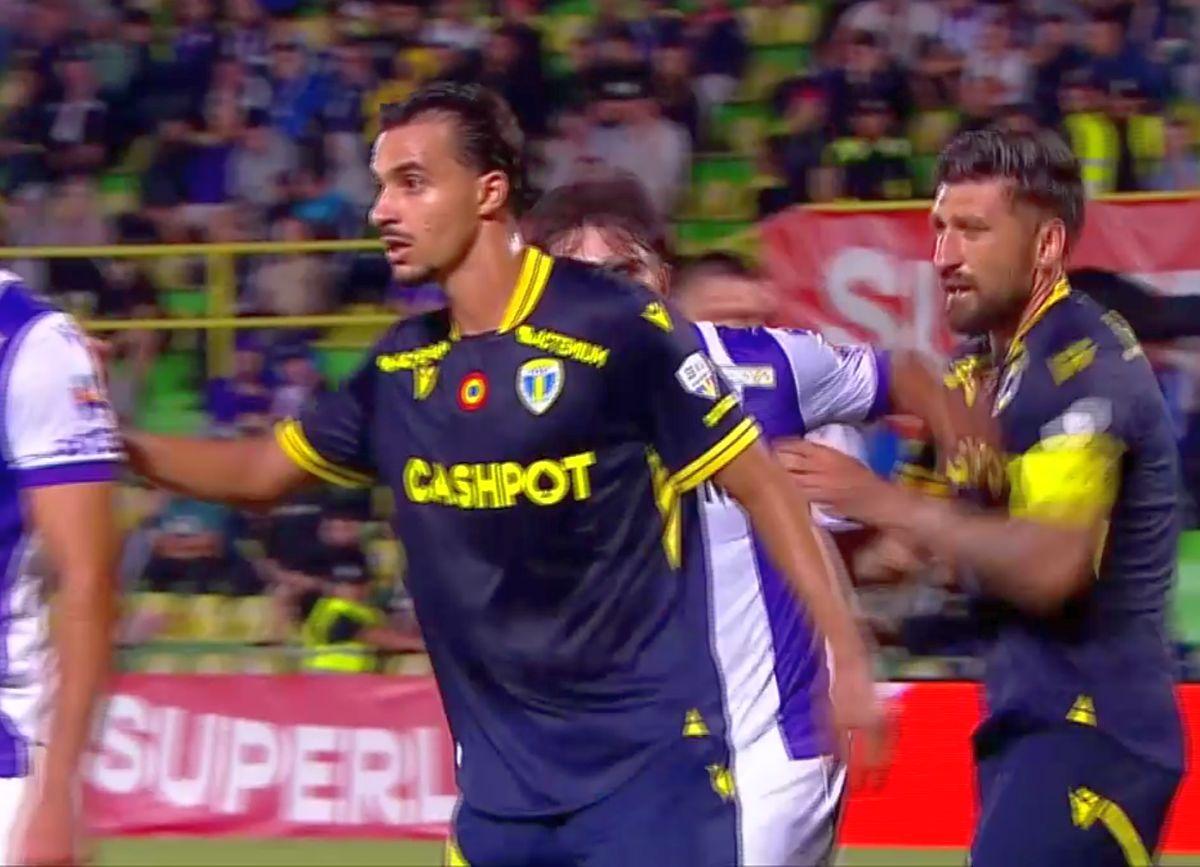 „Roșu” Ricardo Matos în FC Argeș - Petrolul