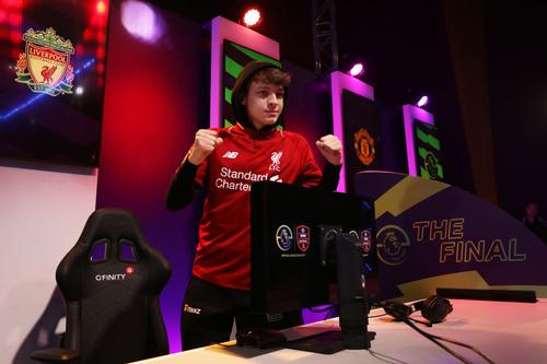 Tekkz rămâne cel mai bun jucător la FIFA
