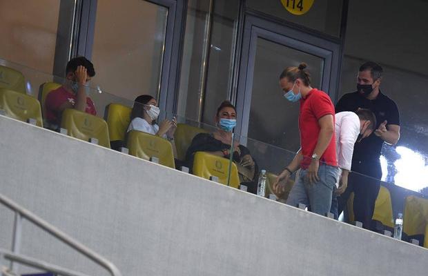Dinamo - Hermannstadt 1-1. Anamaria Prodan, despre venirea lui Contra la Dinamo: „Așa se întâmplă în familia noastră!”