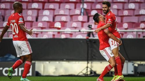 Benfica a câștigat cu 2-1 turul cu PSV // sursă foto: uefa.com